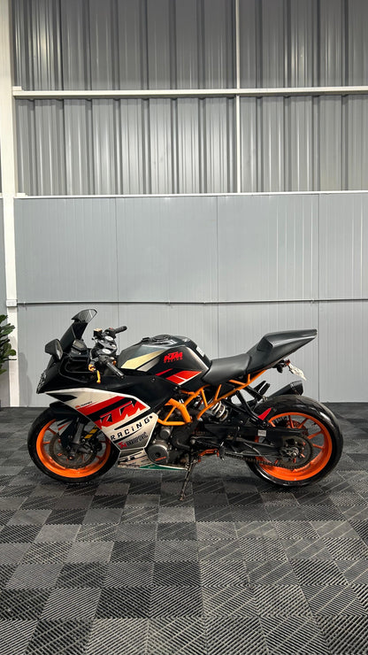 KTM RC390 AÑO 2016