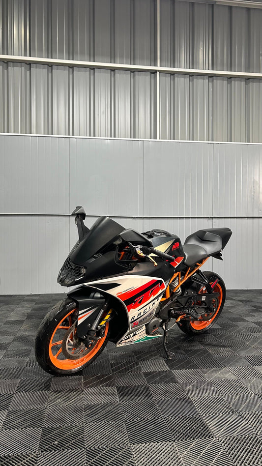 KTM RC390 AÑO 2016